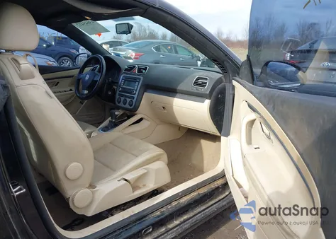 2008 Volkswagen Eos Komfort/Turbo z USA, uszkodzony, nr VIN WVWBA71F58V051865